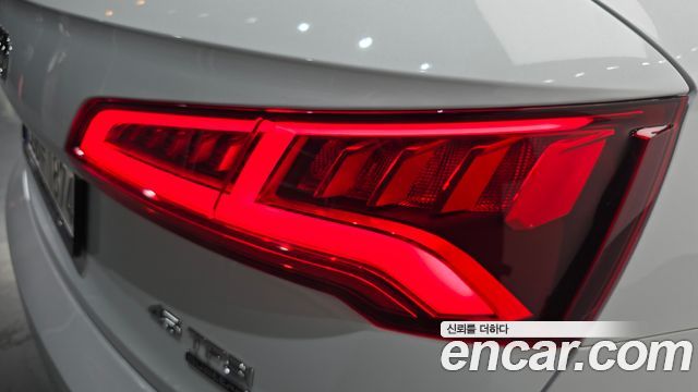 Audi Q5 (FY) 45 TFSI Quattro Premium 2020 — фото 23