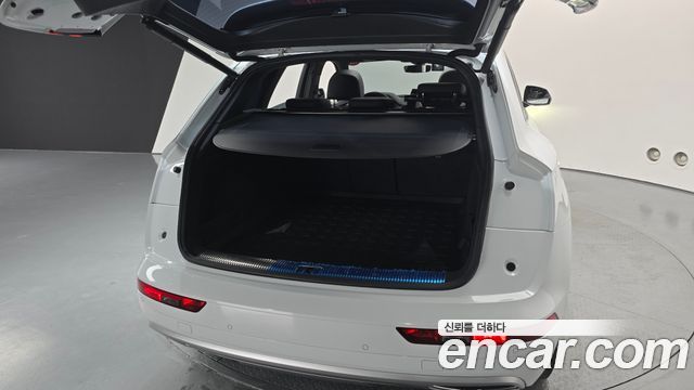 Audi Q5 (FY) 45 TFSI Quattro Premium 2020 — фото 27