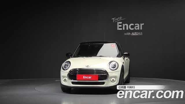 MINI Cooper 5Door HIGH 3rd 2020 — фото 3