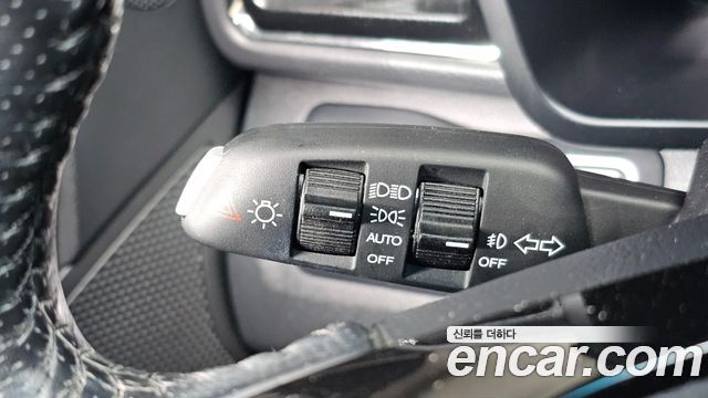 KG Mobility (SsangYong) Very New Tivoli Gasoline 1.5 2WD V3 2021 — фото 27