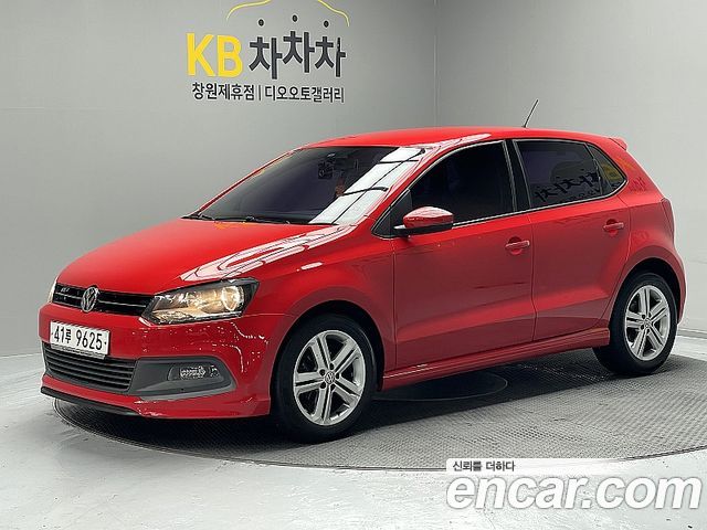 Volkswagen Polo 1.6 TDI R-Line 5th 2014 — фото 23