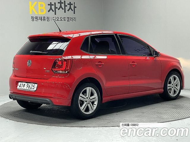 Volkswagen Polo 1.6 TDI R-Line 5th 2014 — фото 24