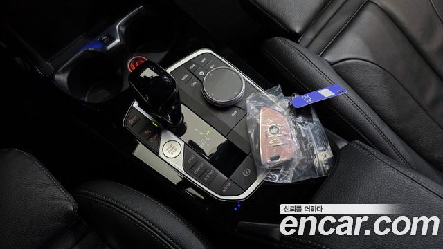 BMW 1 Series (F40) 120i Advantage 2022 — фото 9