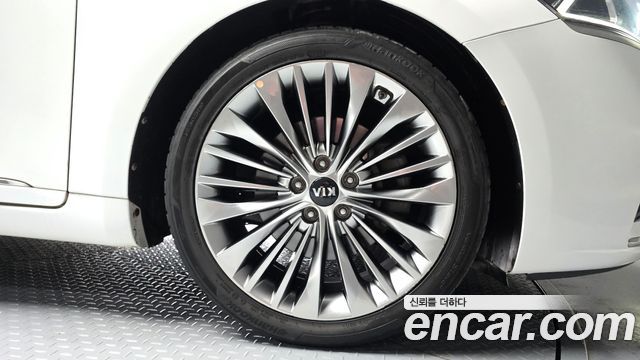 Kia K7 2.4 GDI Limited 2017 — фото 5