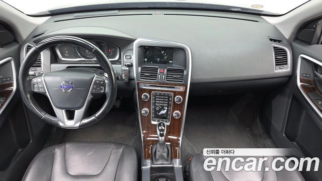 Volvo XC60 D4 1st 2016 — фото 7