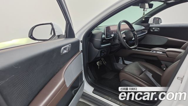 Hyundai Ioniq 6 Long Range AWD Exclusive + 2023 — фото 10