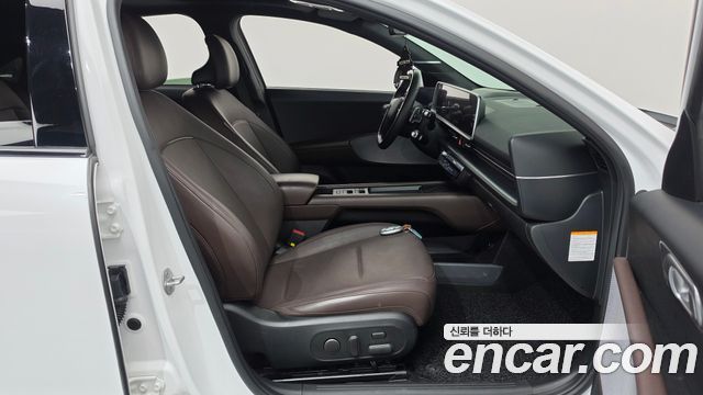 Hyundai Ioniq 6 Long Range AWD Exclusive + 2023 — фото 26