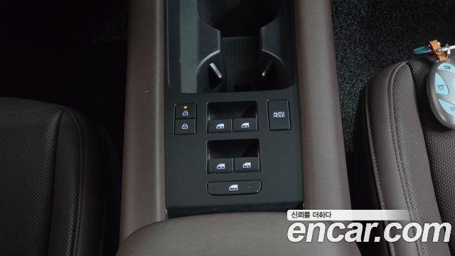 Hyundai Ioniq 6 Long Range AWD Exclusive + 2023 — фото 39