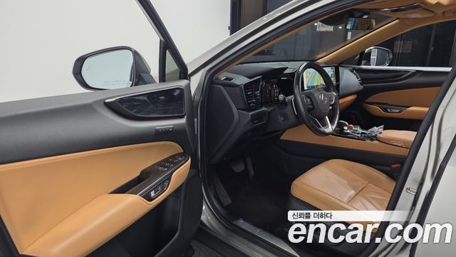 Lexus NX450h+ (II) Premium 2024 — фото 10