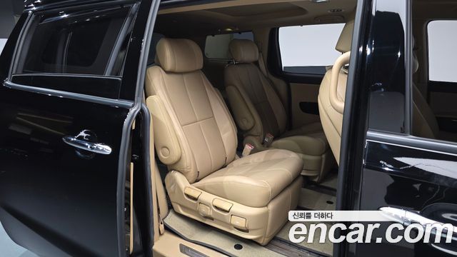 Kia Carnival Gasoline 7-Seater Limousine President 2020 — фото 11