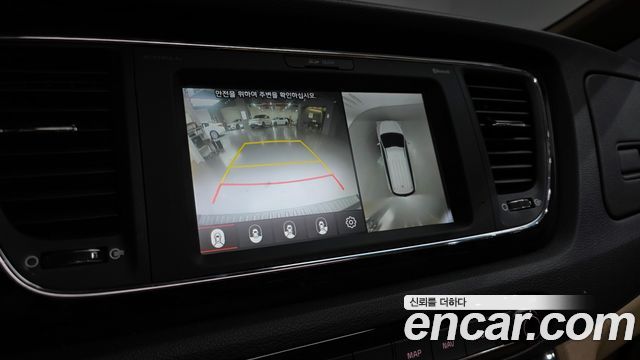 Kia Carnival Gasoline 7-Seater Limousine President 2020 — фото 15