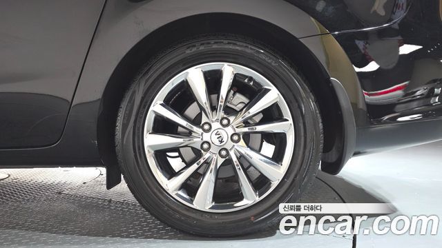 Kia Carnival Gasoline 7-Seater Limousine President 2020 — фото 21