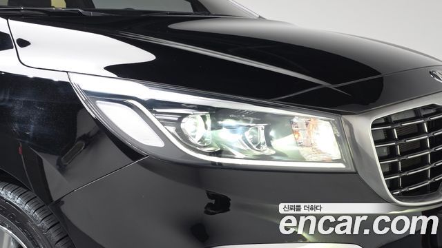 Kia Carnival Gasoline 7-Seater Limousine President 2020 — фото 22