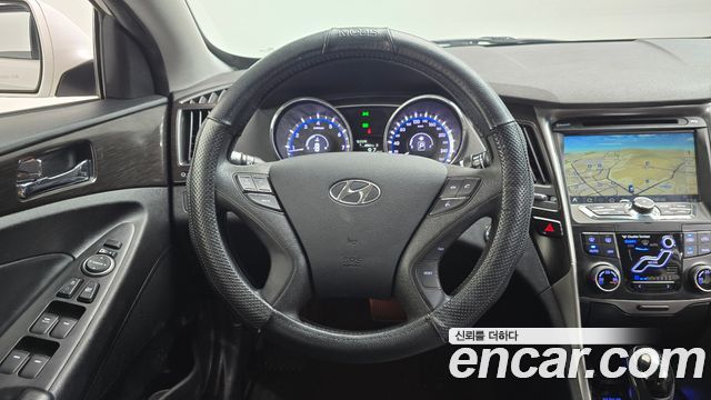 Hyundai Sonata (YF) Y20 Luxury 2012 — фото 13