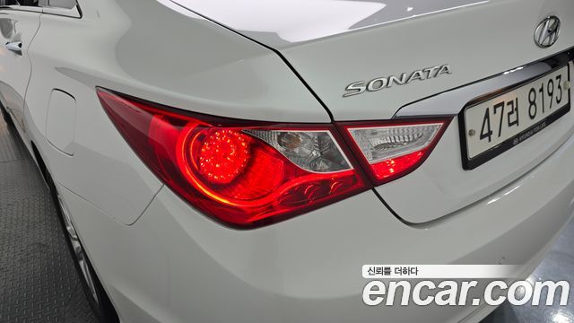 Hyundai Sonata (YF) Y20 Luxury 2012 — фото 23