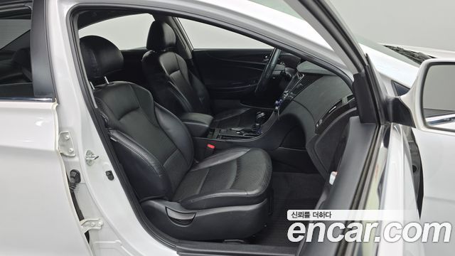 Hyundai Sonata (YF) Y20 Luxury 2012 — фото 26