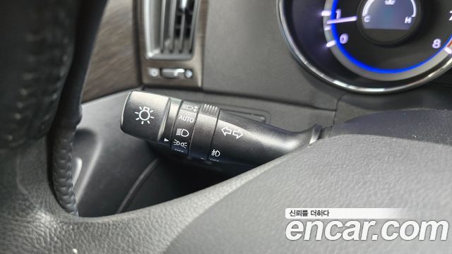 Hyundai Sonata (YF) Y20 Luxury 2012 — фото 27