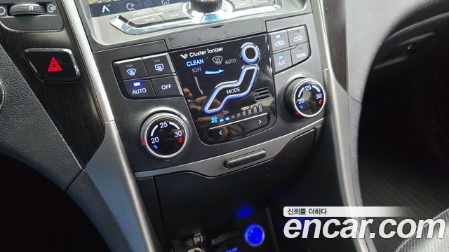 Hyundai Sonata (YF) Y20 Luxury 2012 — фото 28