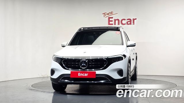 Mercedes-Benz EQB (X243) EQB300 4MATIC Electric Art 2024 — фото 3