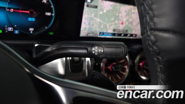 Mercedes-Benz EQB (X243) EQB300 4MATIC Electric Art 2024 — фото 9