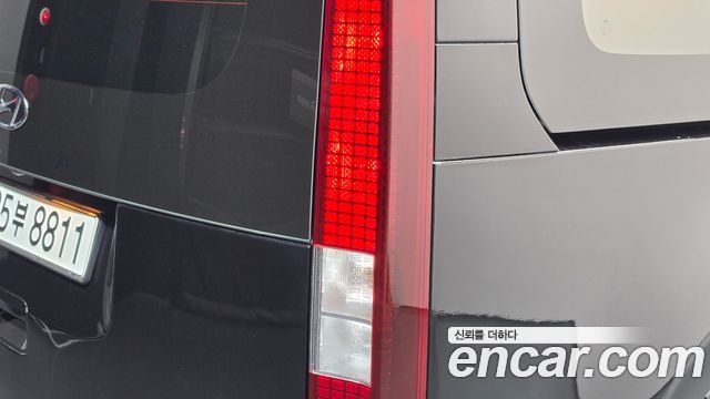 Hyundai Staria L3.5 Tourer 11-Seater Modern 2024 — фото 23