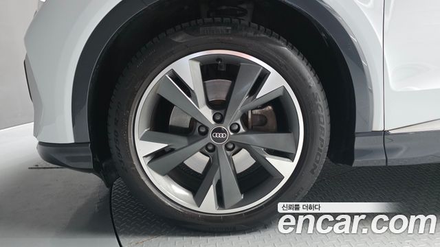 Audi Q4 e-tron (F4) 40 Premium 2022 — фото 5