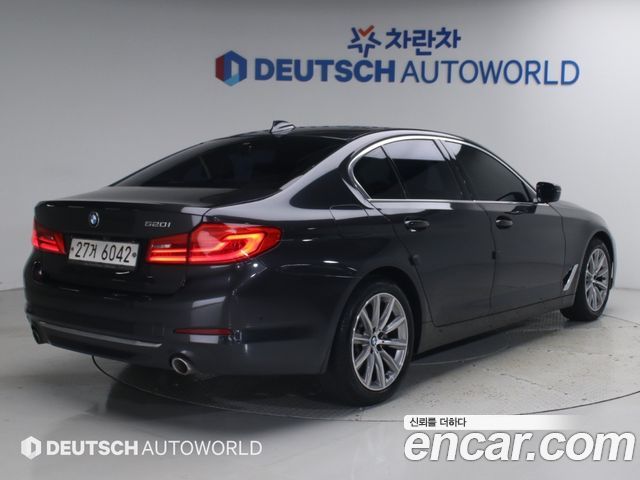 BMW 5 Series (G30) 520i Luxury 2019 — фото 2