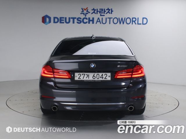 BMW 5 Series (G30) 520i Luxury 2019 — фото 4
