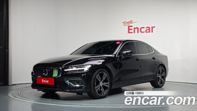 Volvo S60 (III) B5 Inscription