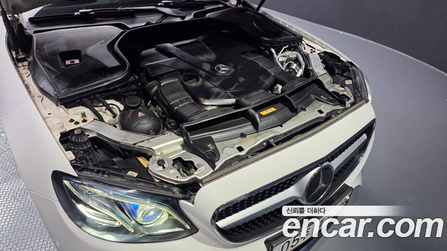 Mercedes-Benz E-Class (W213) E400 4MATIC Coupe 2017 — фото 6