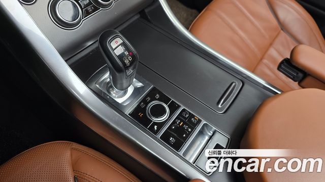 Land Rover Range Rover Sport (II) 3.0 SDV6 HSE Dynamic 2015 — фото 9
