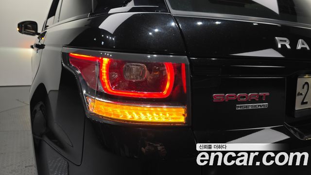 Land Rover Range Rover Sport (II) 3.0 SDV6 HSE Dynamic 2015 — фото 23