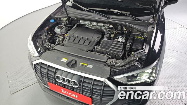 Audi Q3 (F3) 40 TFSI Quattro 2025 — фото 6