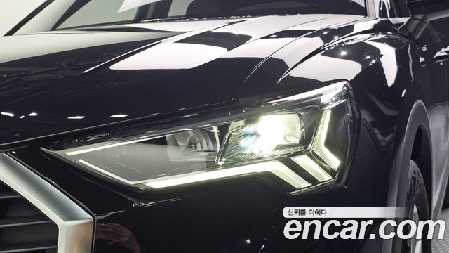 Audi Q3 (F3) 40 TFSI Quattro 2025 — фото 28