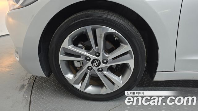 Hyundai Avante (AD) 1.6 GDI Value Plus 2017 — фото 5