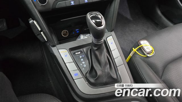 Hyundai Avante (AD) 1.6 GDI Value Plus 2017 — фото 9