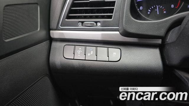 Hyundai Avante (AD) 1.6 GDI Value Plus 2017 — фото 19