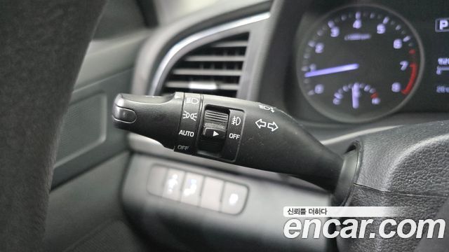 Hyundai Avante (AD) 1.6 GDI Value Plus 2017 — фото 29