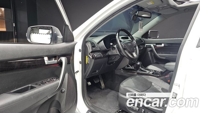 Kia Sorento R Diesel 2.0 2WD Noblesse 2014 — фото 10