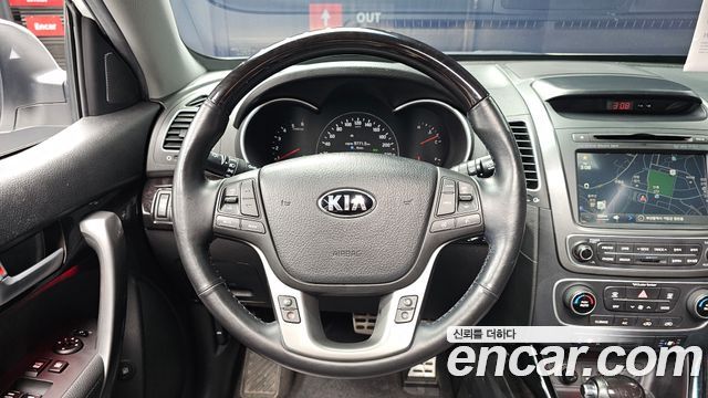 Kia Sorento R Diesel 2.0 2WD Noblesse 2014 — фото 13