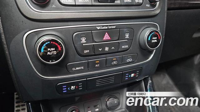 Kia Sorento R Diesel 2.0 2WD Noblesse 2014 — фото 19