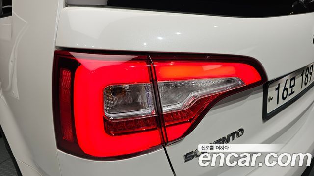 Kia Sorento R Diesel 2.0 2WD Noblesse 2014 — фото 23