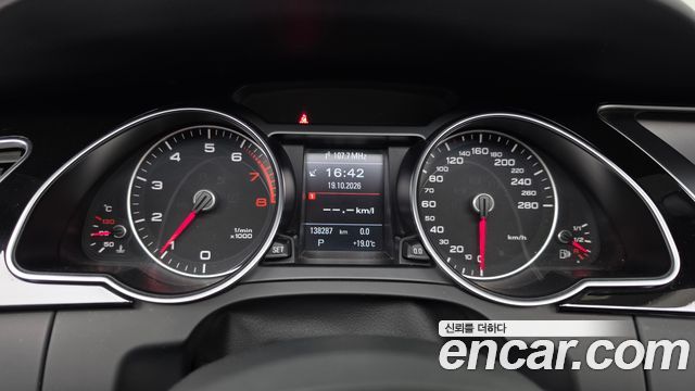 Audi A5 40 TFSI Quattro Cabriolet 8F7 2015 — фото 8