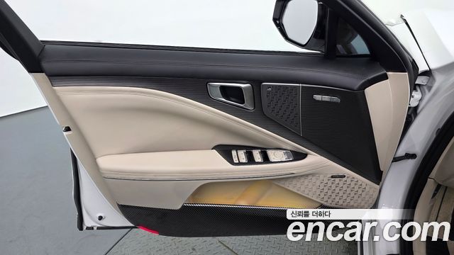 Kia K8 2.5 Gasoline 2WD Signature 2025 — фото 24