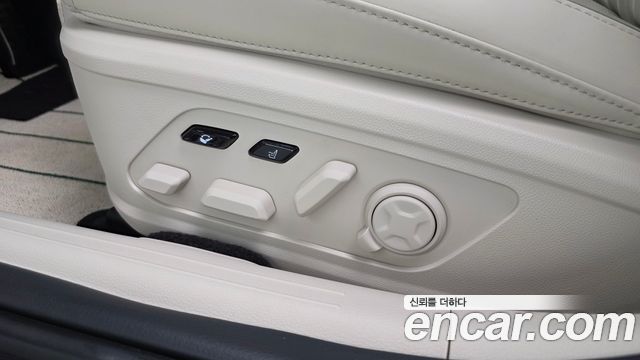 Kia K8 2.5 Gasoline 2WD Signature 2025 — фото 31