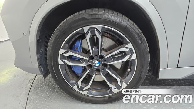 BMW X1 (U11) M35i xDrive 2024 — фото 5