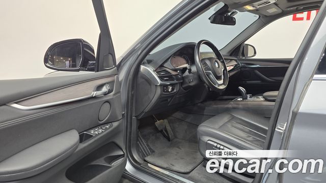 BMW X5 (F15) xDrive 30d 2017 — фото 10