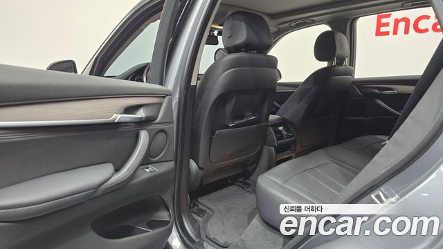 BMW X5 (F15) xDrive 30d 2017 — фото 11