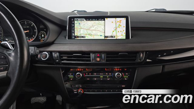 BMW X5 (F15) xDrive 30d 2017 — фото 13