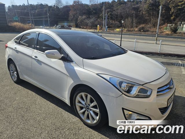 Hyundai i40 Saloon 1.7 VGT Modern 2012 — фото 5